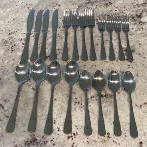 Set of silverware 20 pieces